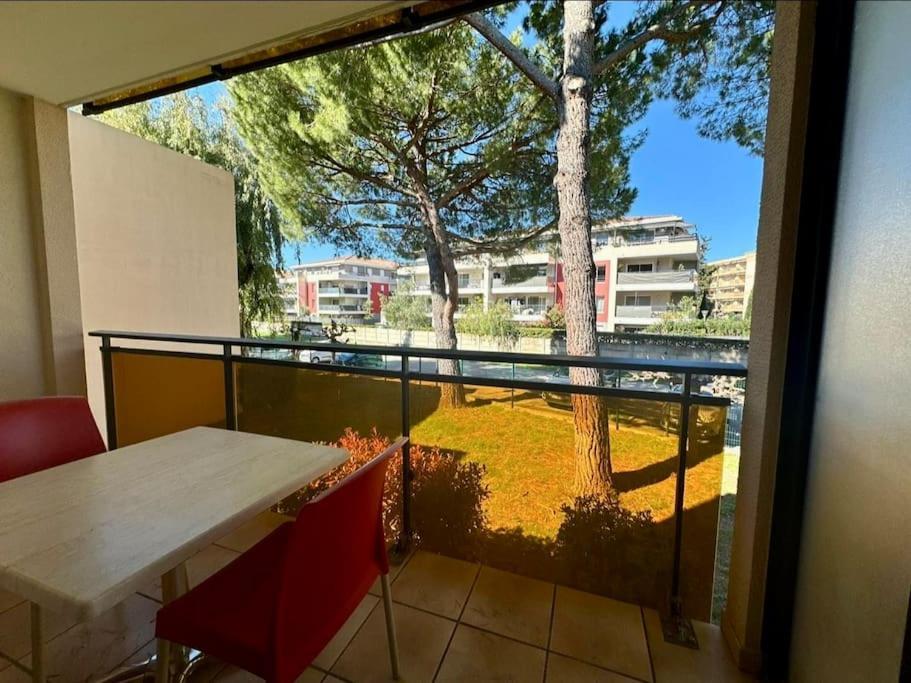 / Climatise 4 Prsn / Piscine Apartment
